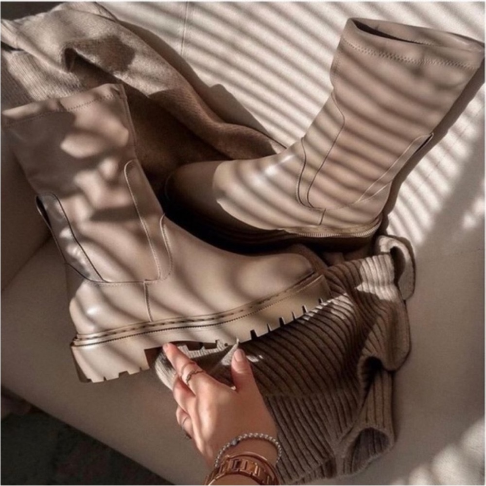 H&M taupe / brown / tan chunky sole ankle / calf / boots / booties - Picture 11 of 13